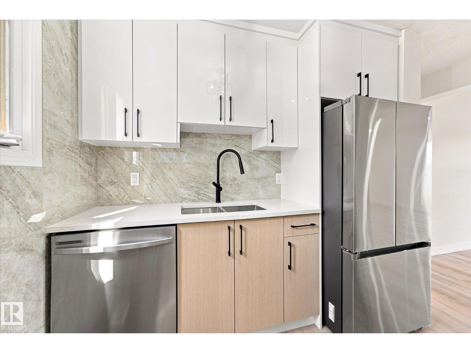 18307 66 Av Nw Property Photo 13