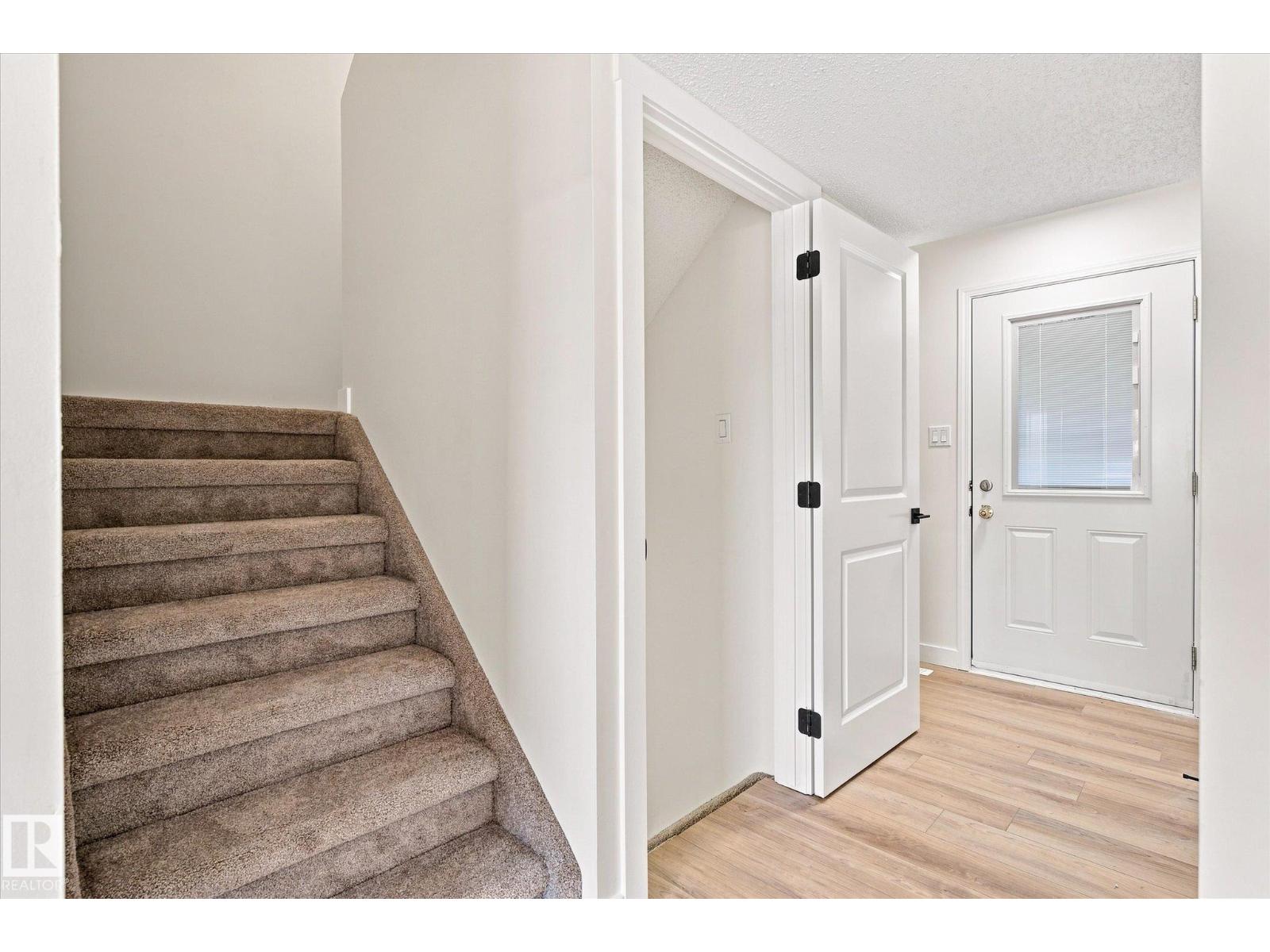 18307 66 Av Nw Property Photo 16