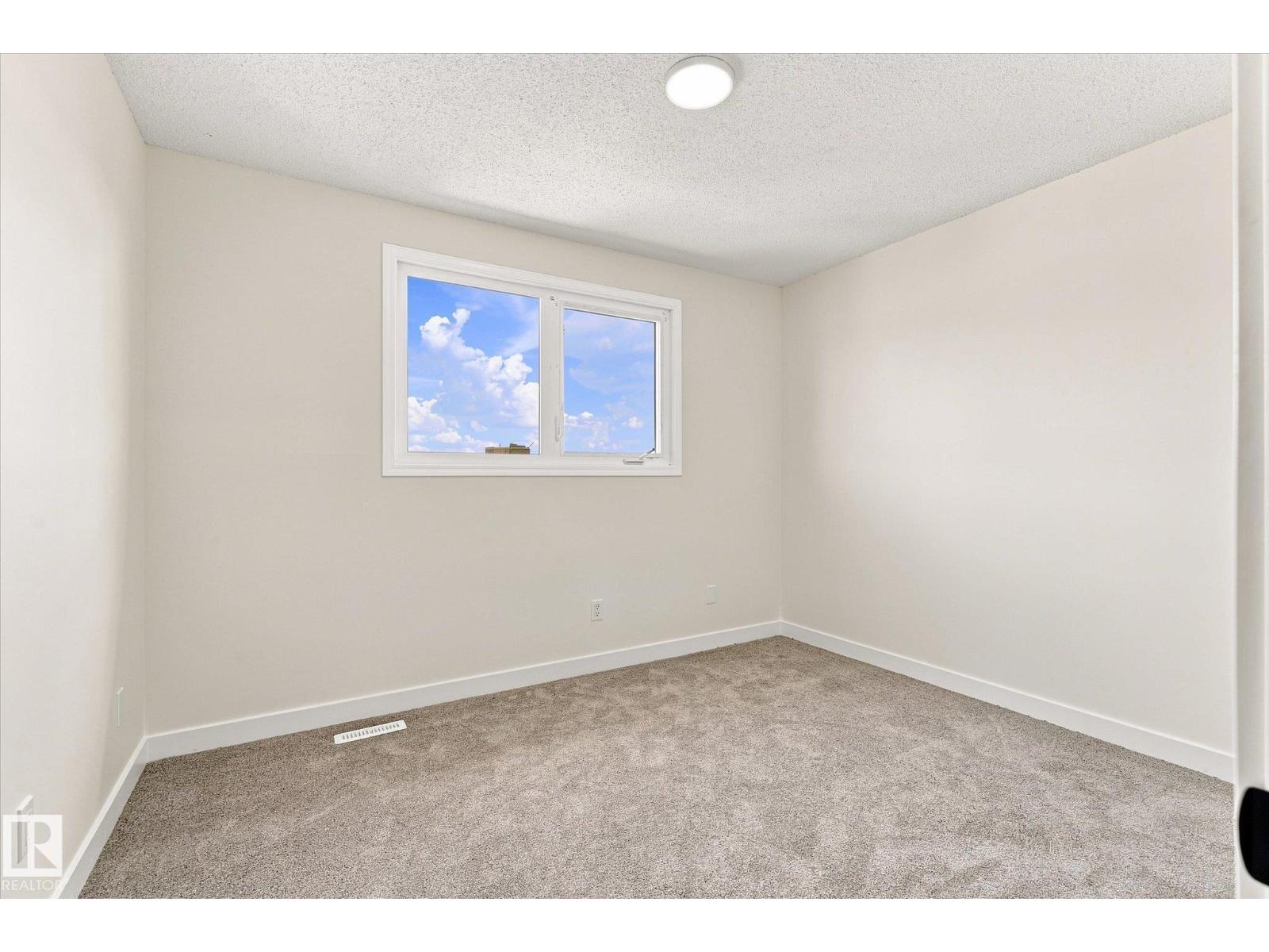 18307 66 Av Nw Property Photo 19
