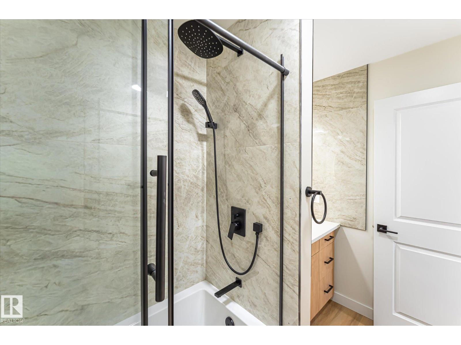 18307 66 Av Nw Property Photo 29