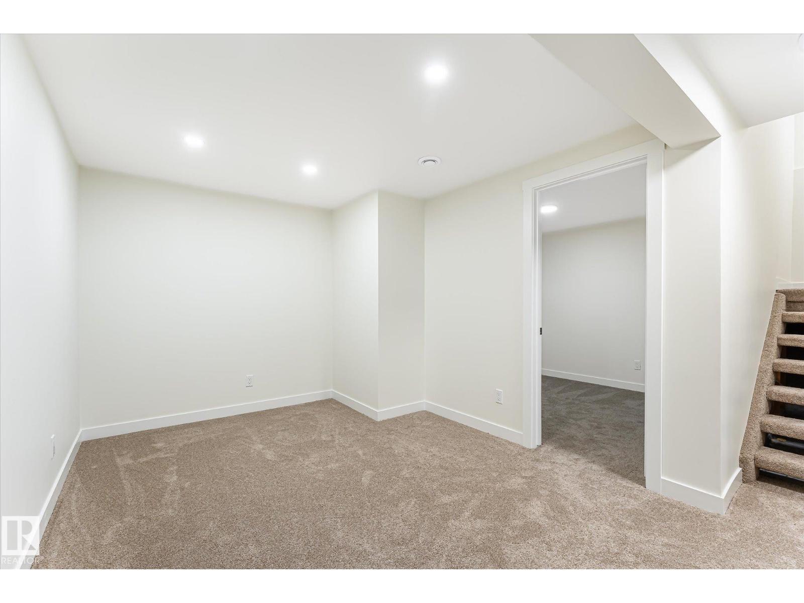 18307 66 Av Nw Property Photo 31