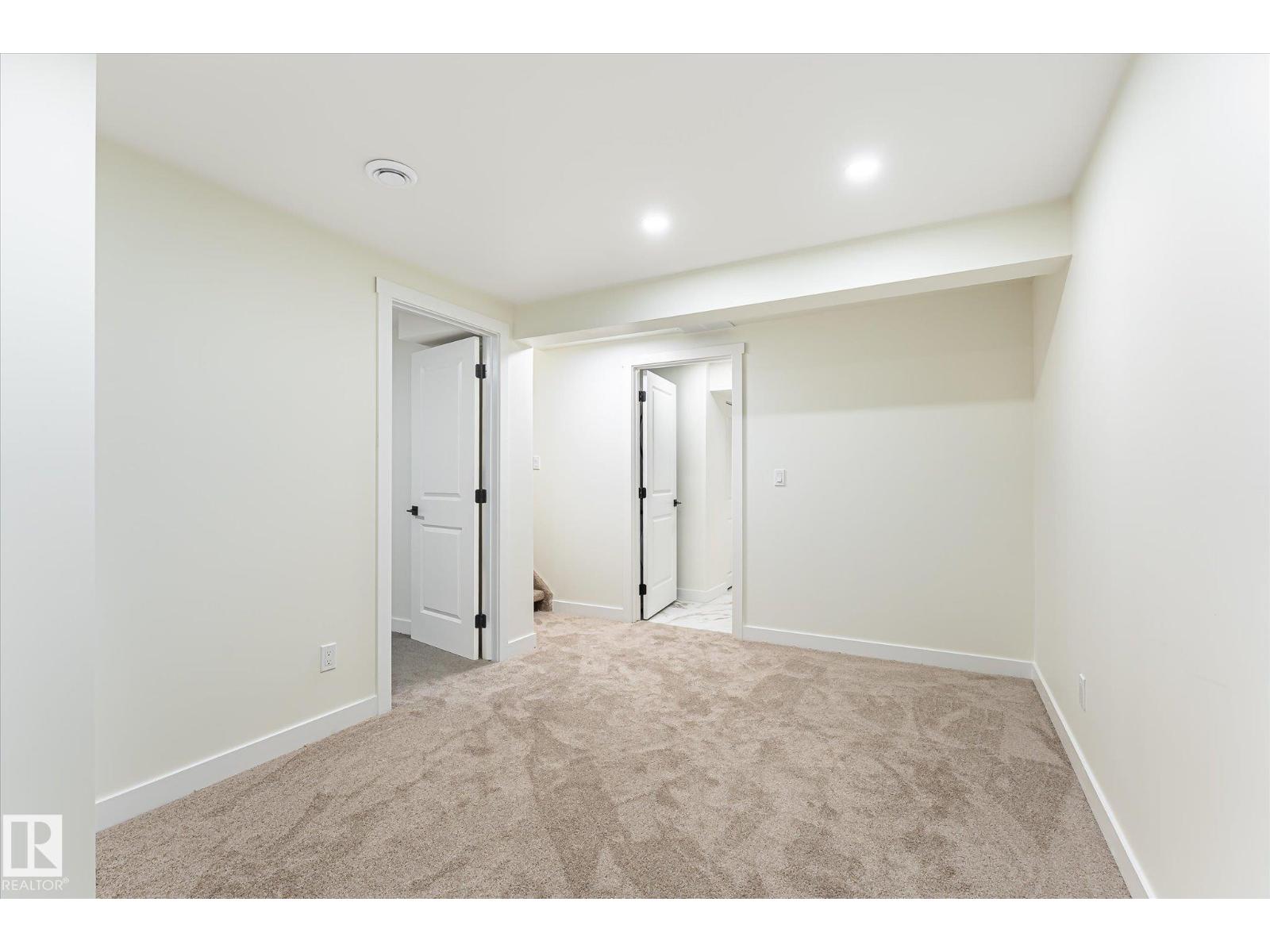 18307 66 Av Nw Property Photo 33