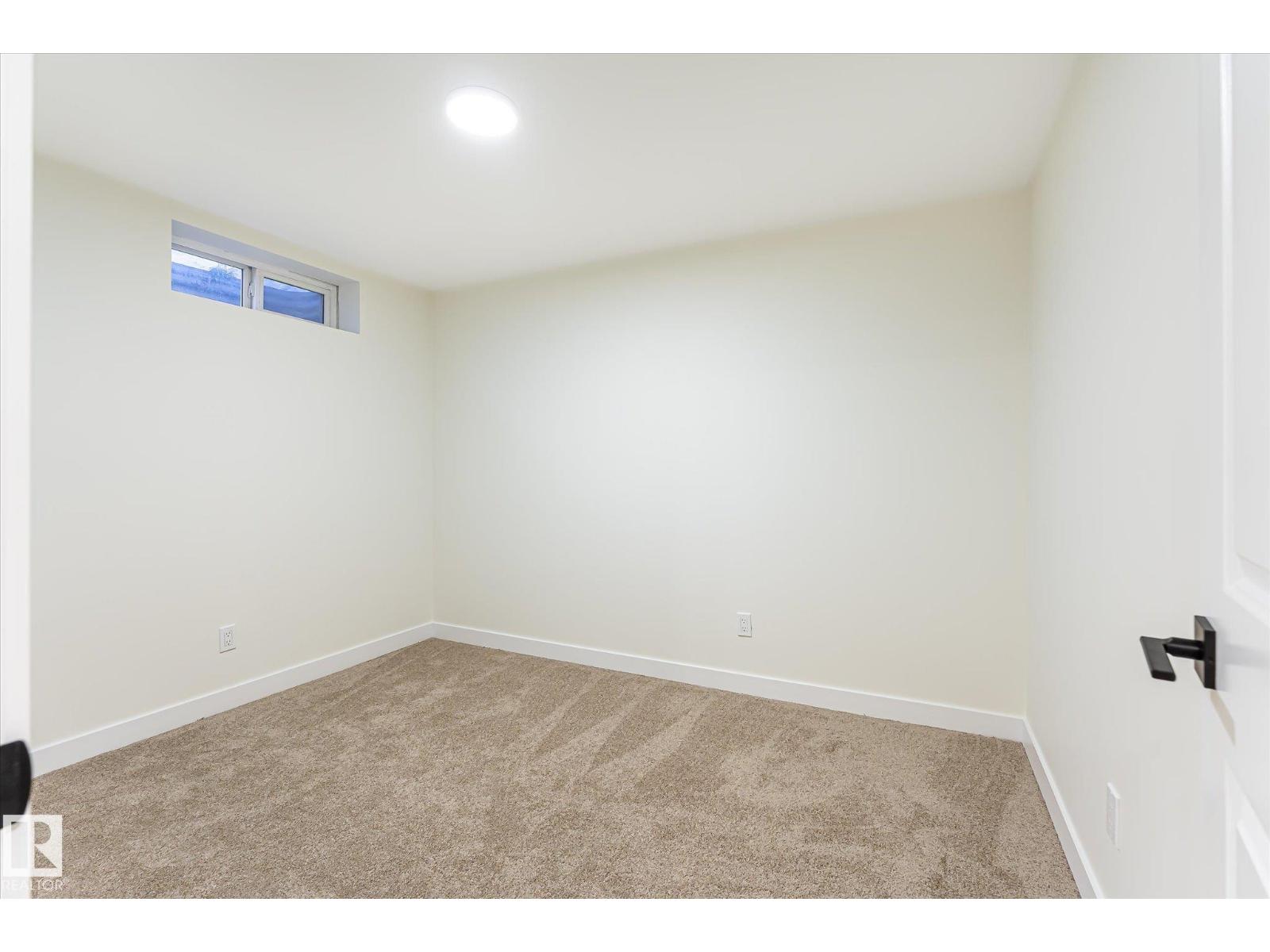 18307 66 Av Nw Property Photo 34