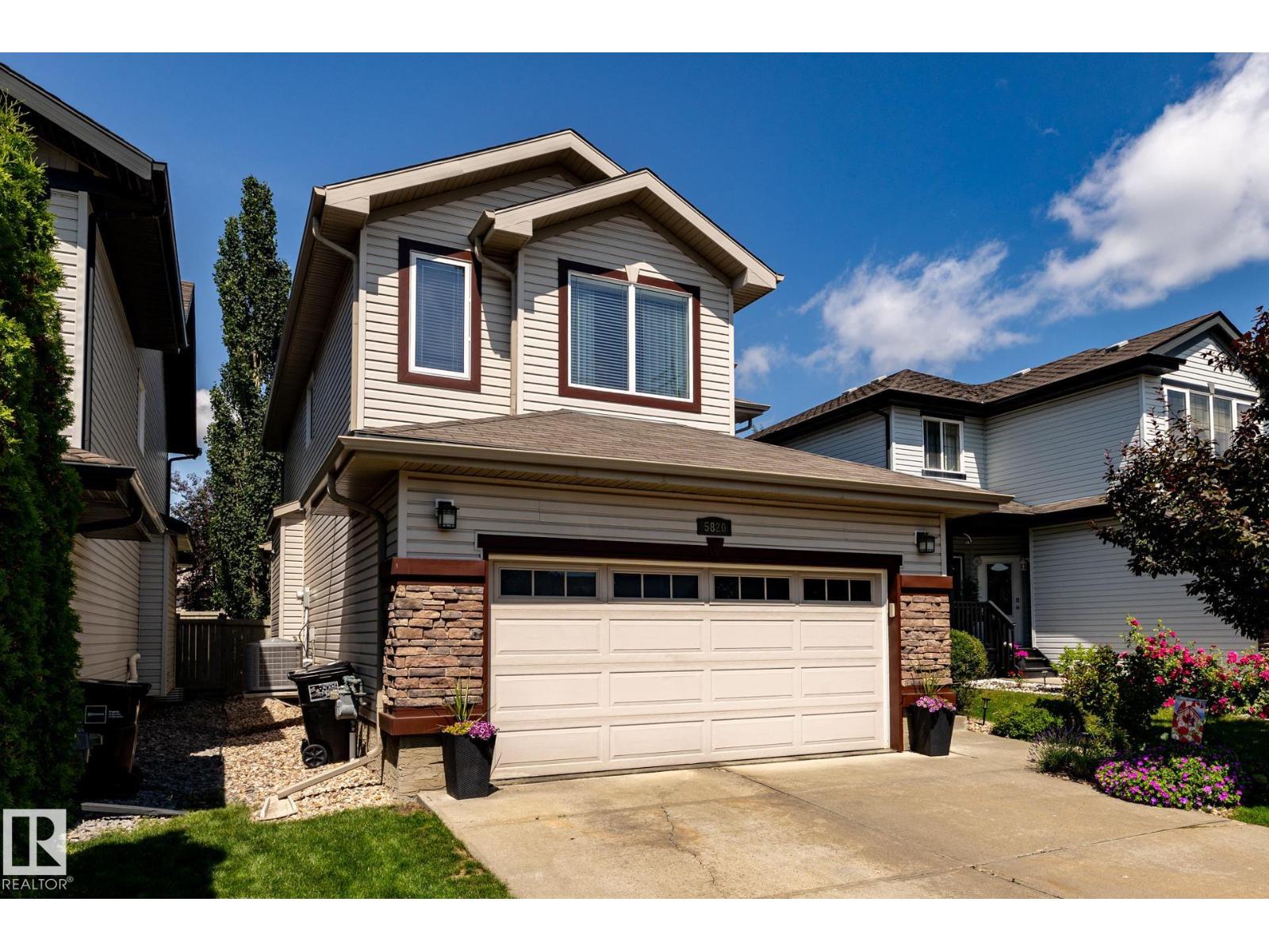5820 7 Av Sw Property Photo 2