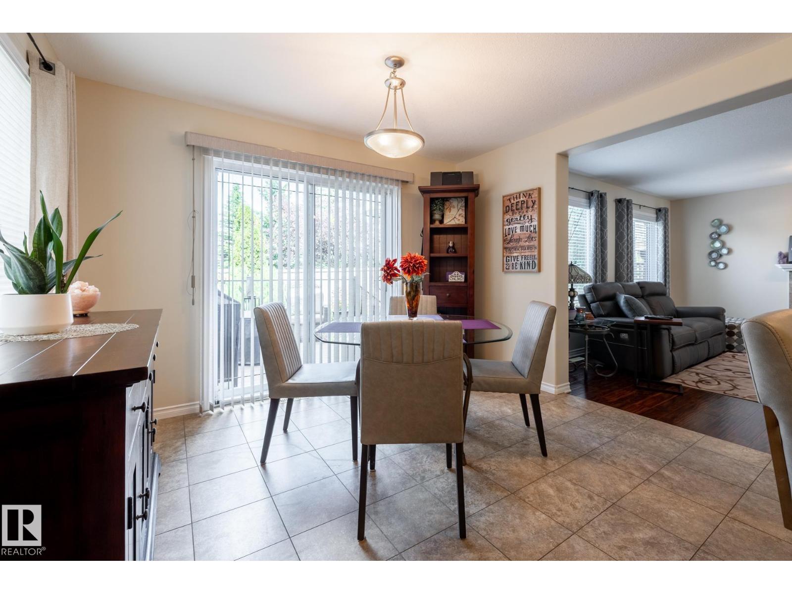 5820 7 Av Sw Property Photo 16