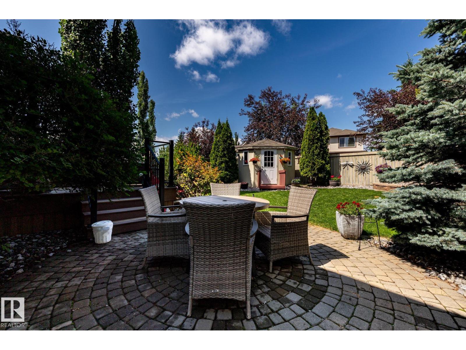 5820 7 Av Sw Property Photo 52