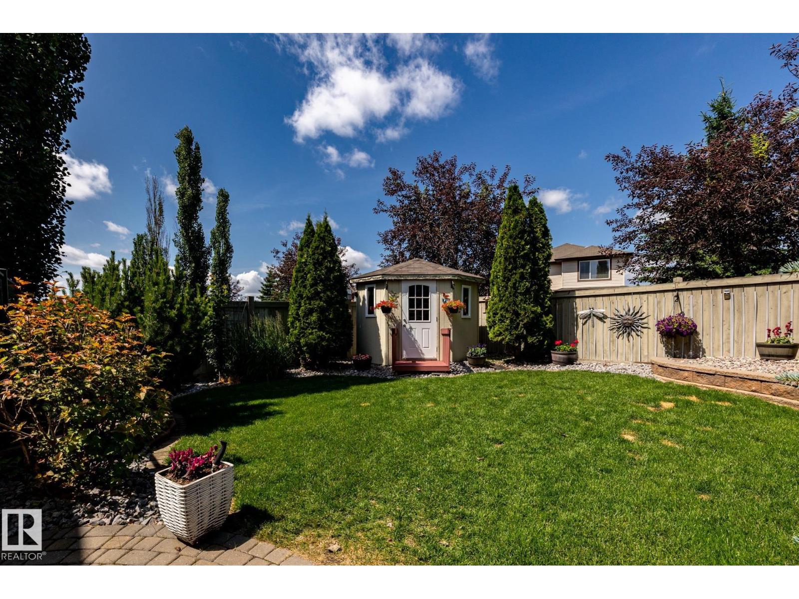 5820 7 Av Sw Property Photo 56