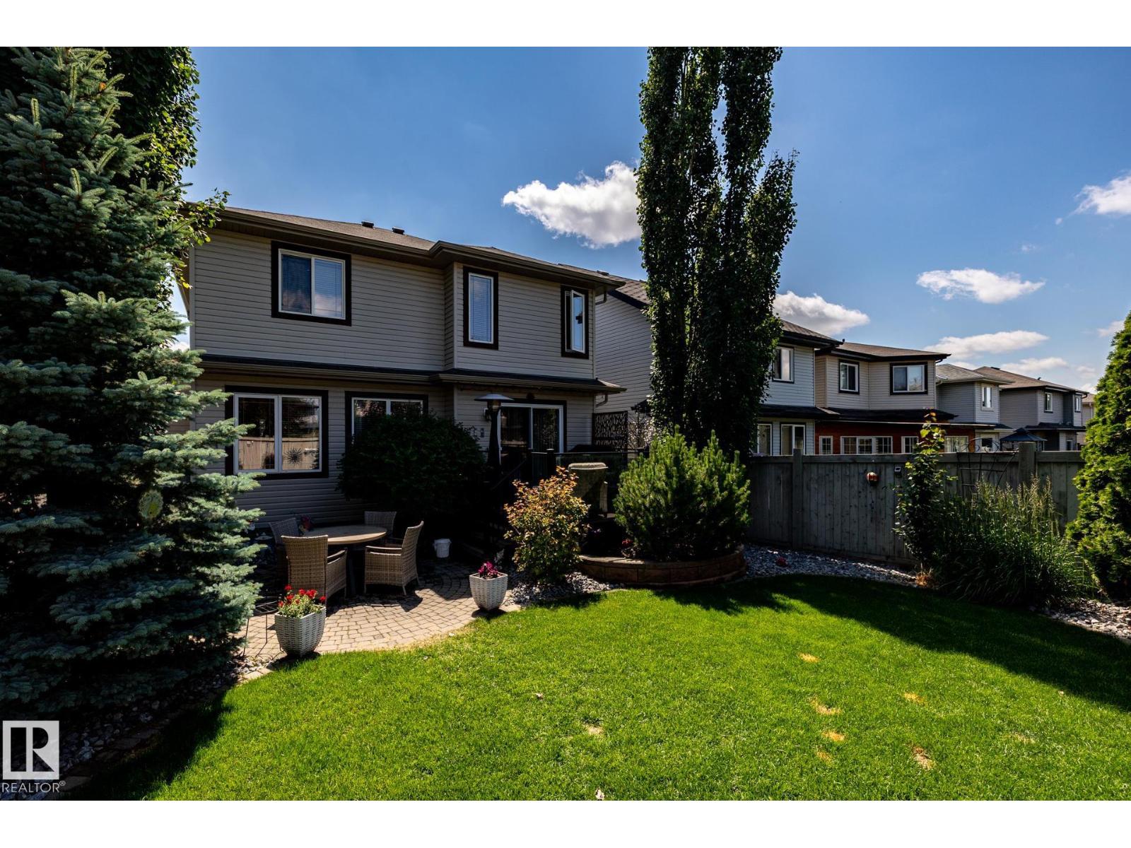 5820 7 Av Sw Property Photo 57