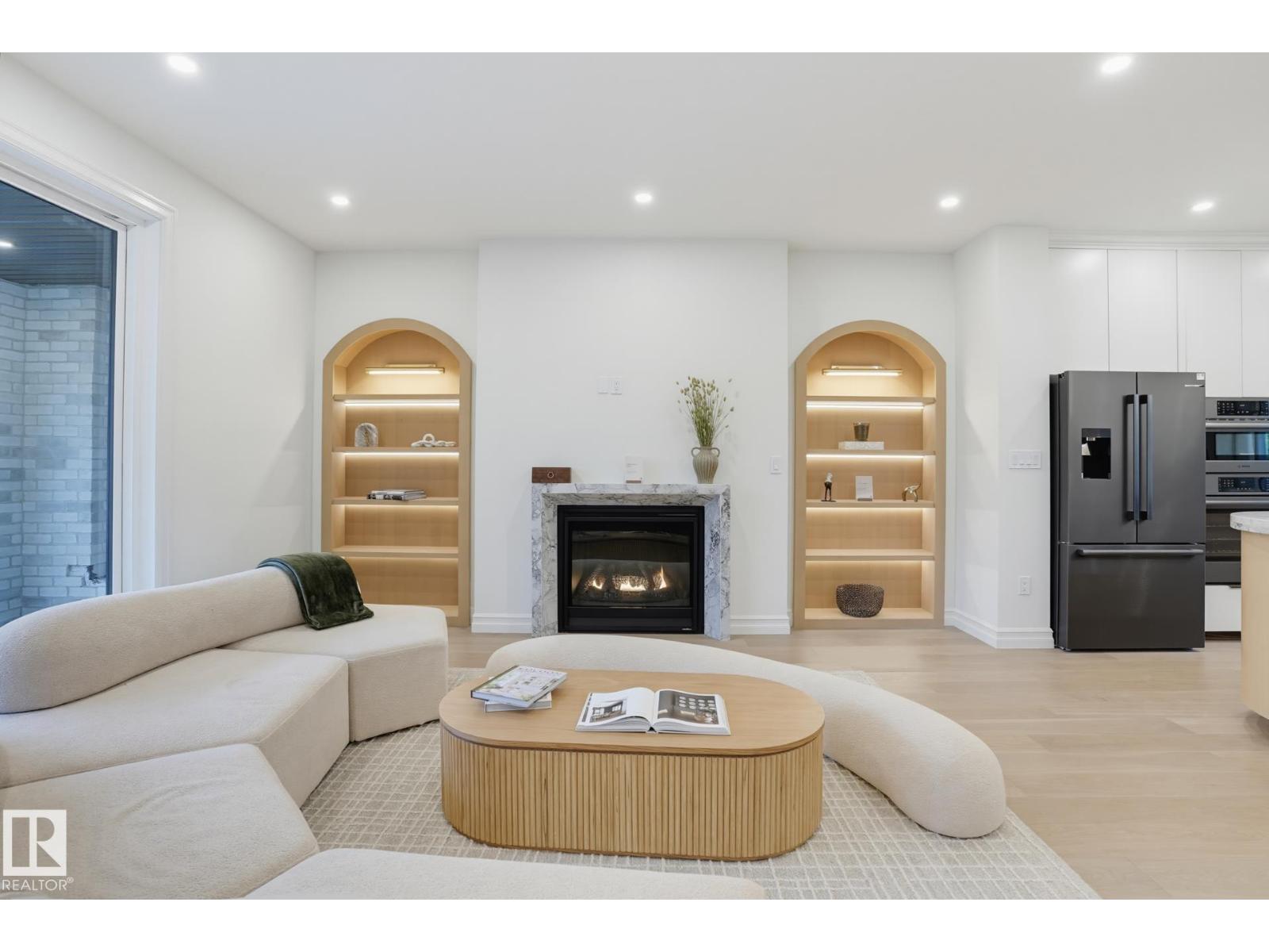 7305a 155 St Nw Property Photo 7