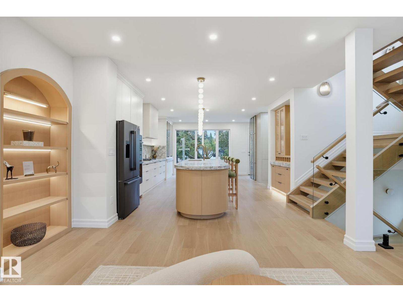 7305a 155 St Nw Property Photo 12