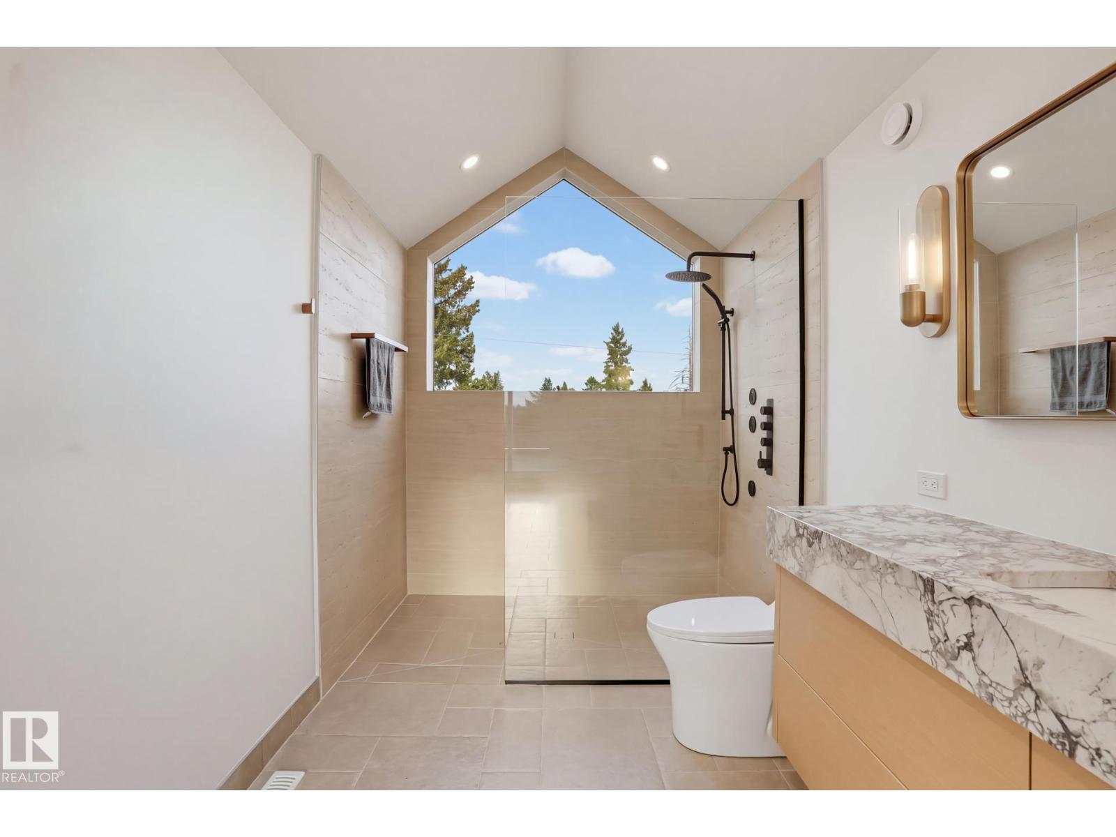 7305a 155 St Nw Property Photo 40