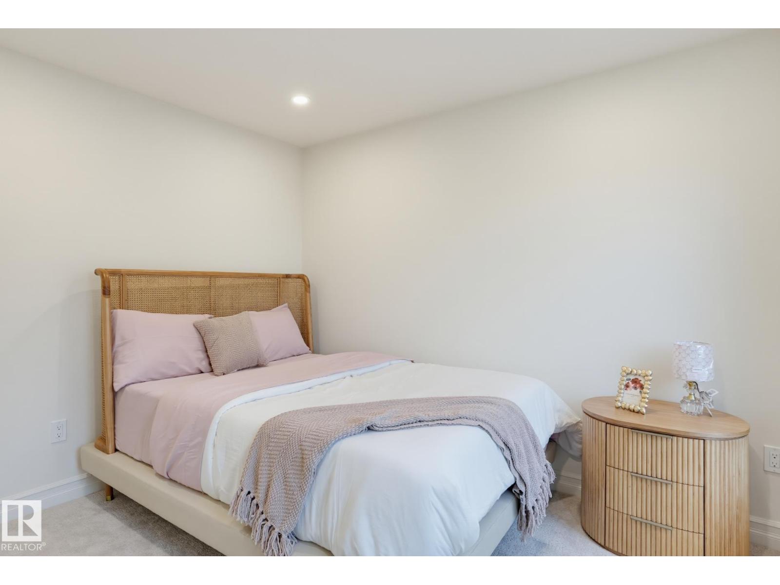 7305a 155 St Nw Property Photo 48