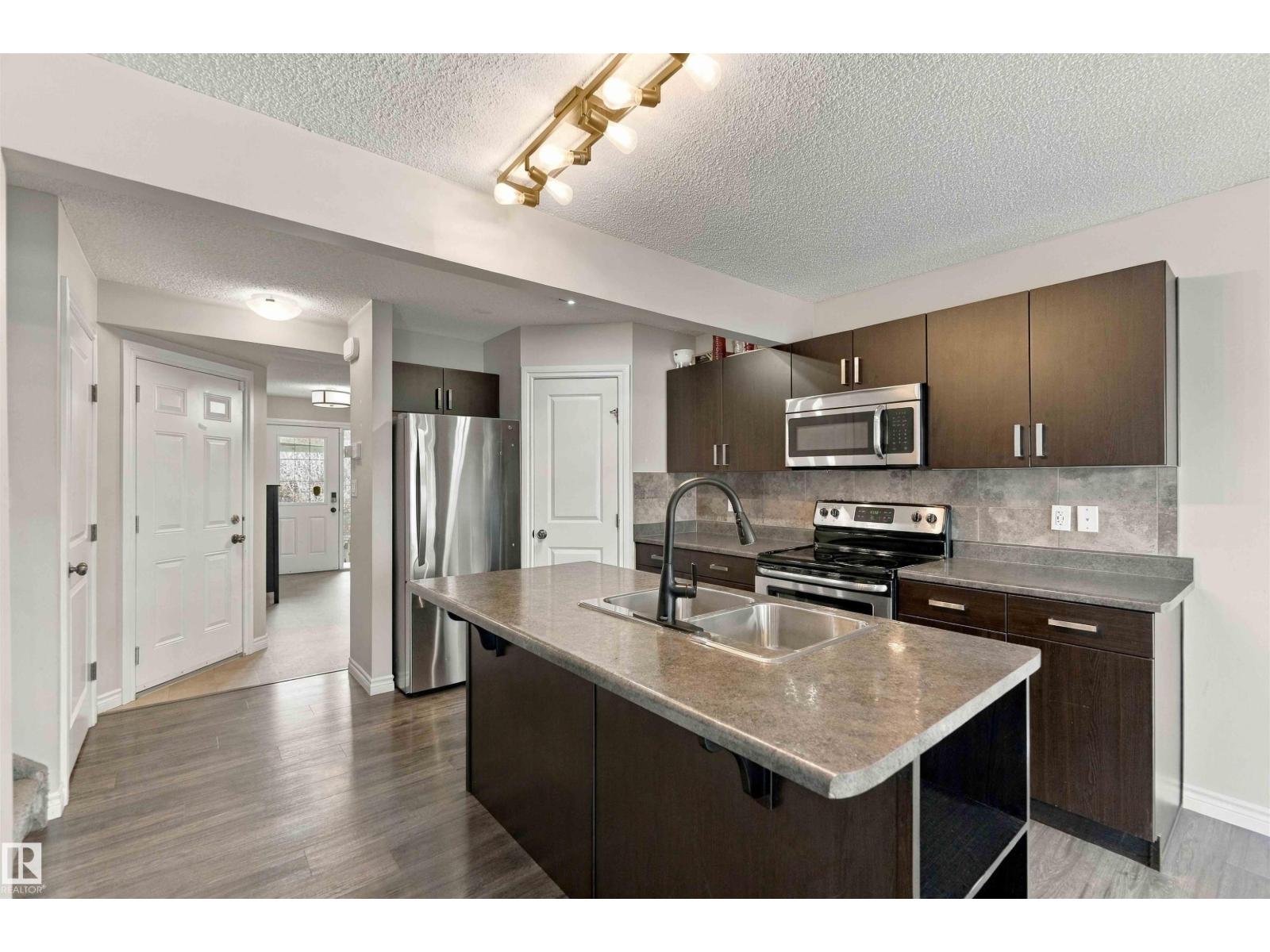 3 Peter St Property Photo 12