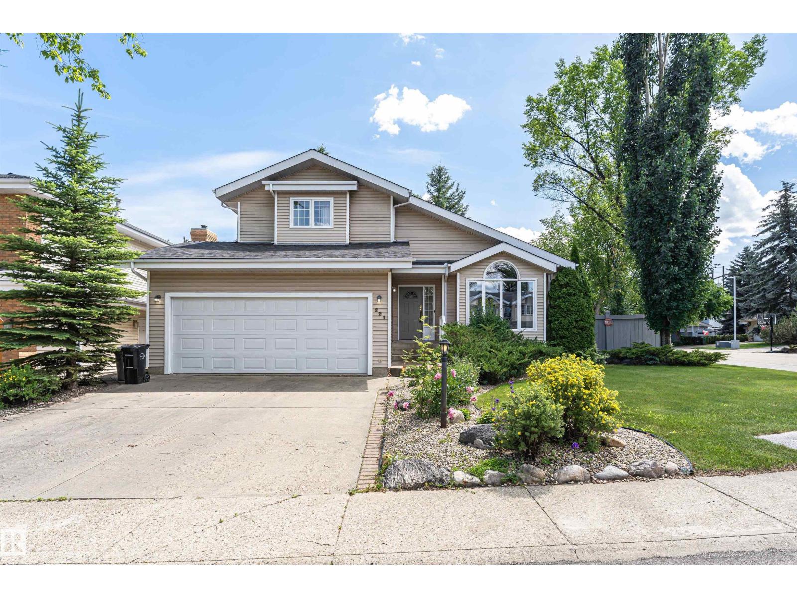 221 OCKENDEN PL NW Property Photo 1