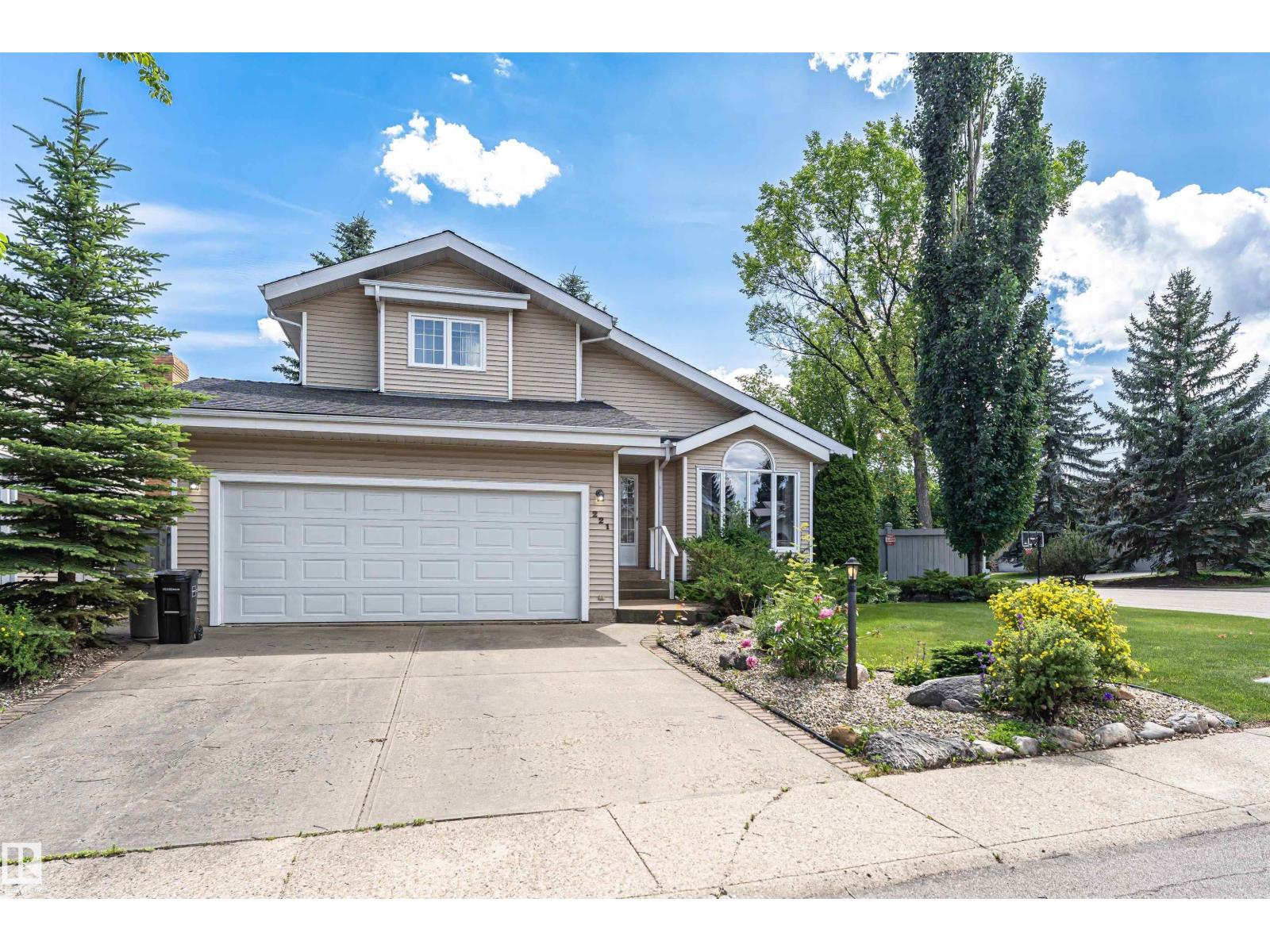 221 Ockenden Pl Nw Property Photo 12