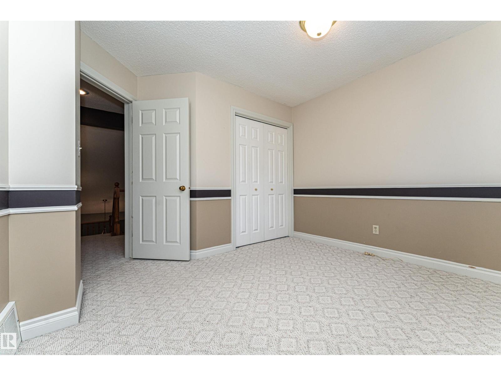 221 Ockenden Pl Nw Property Photo 42
