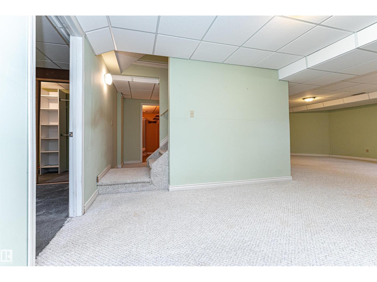 221 Ockenden Pl Nw Property Photo 48