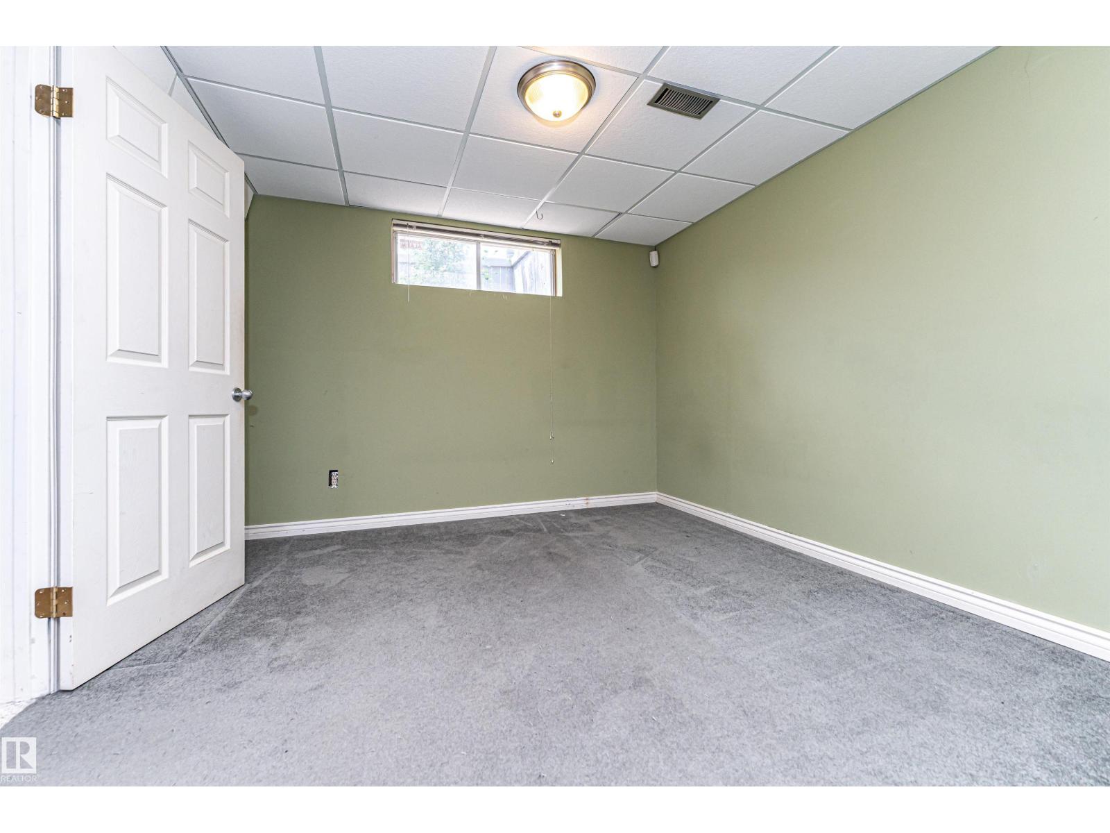 221 Ockenden Pl Nw Property Photo 51