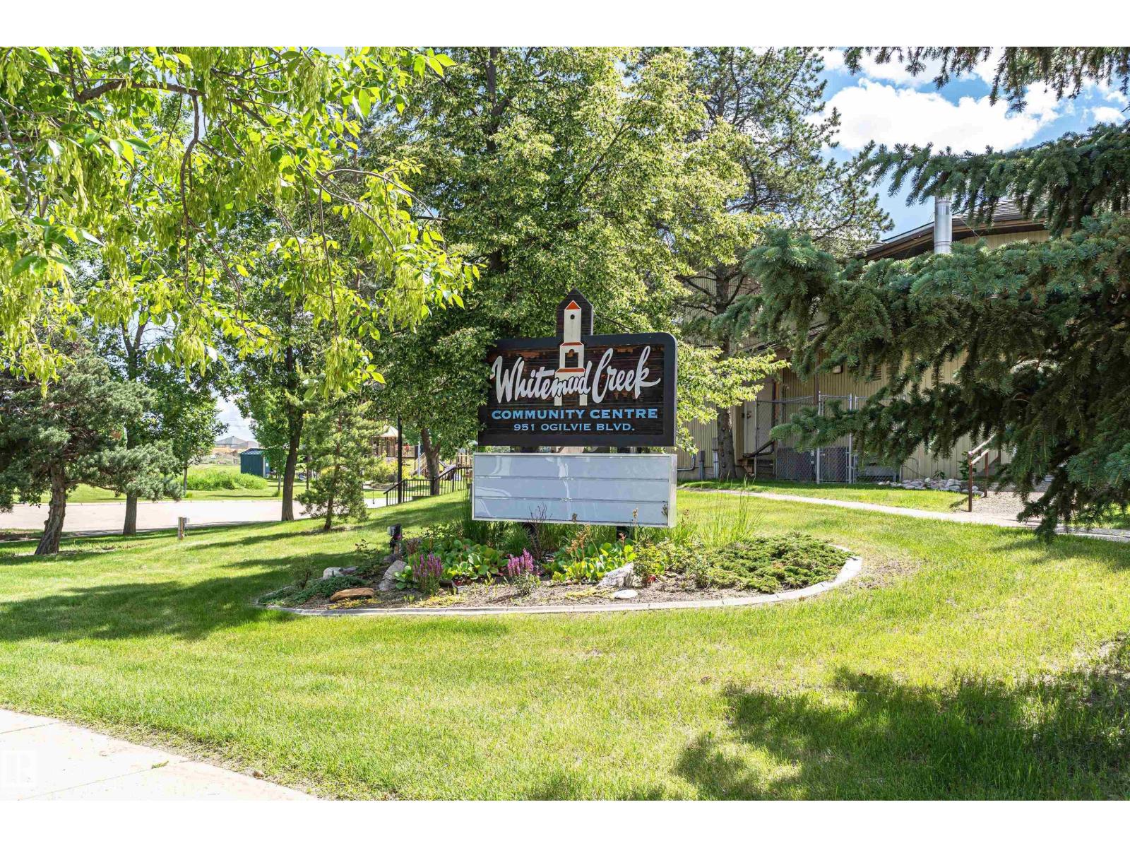 221 Ockenden Pl Nw Property Photo 66