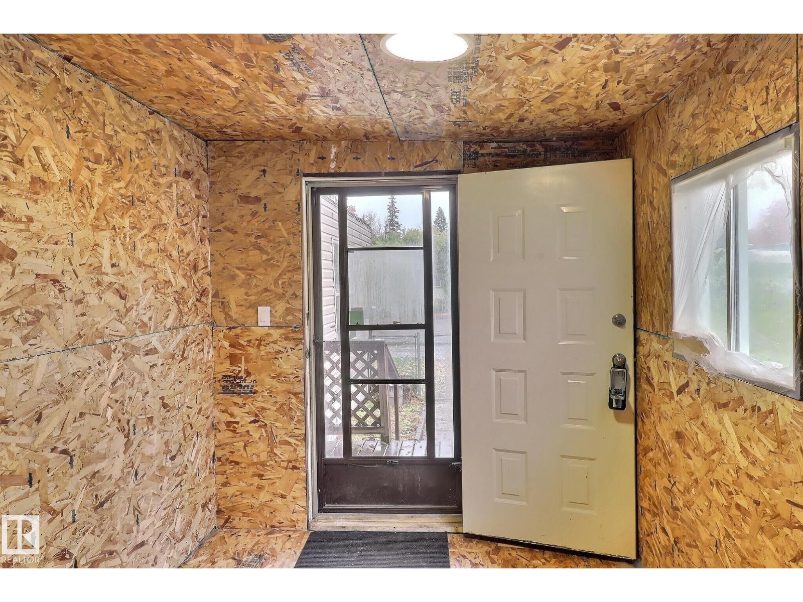 542 Evergreen Pa Nw Property Photo 11