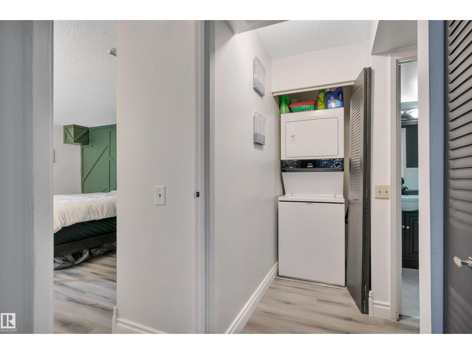 #802 10145 109 St Nw Property Photo 24
