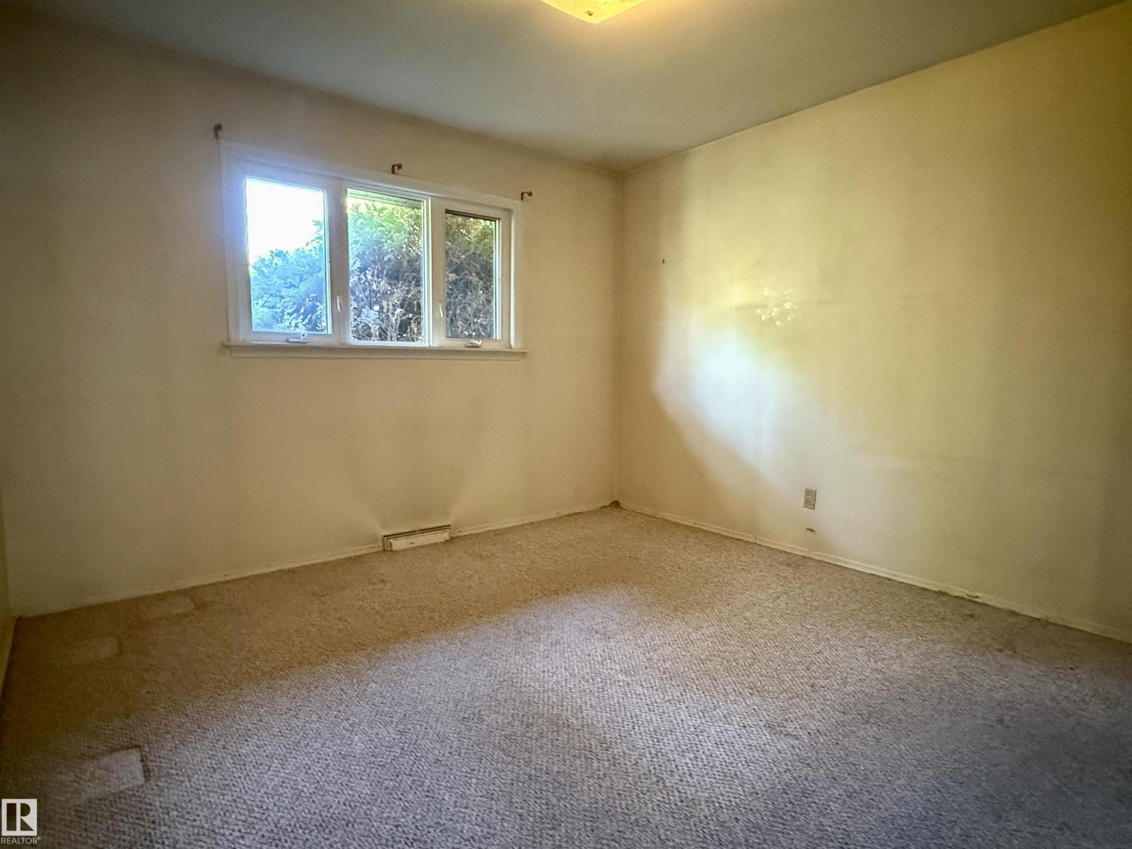 9333 146 St Nw Property Photo 28