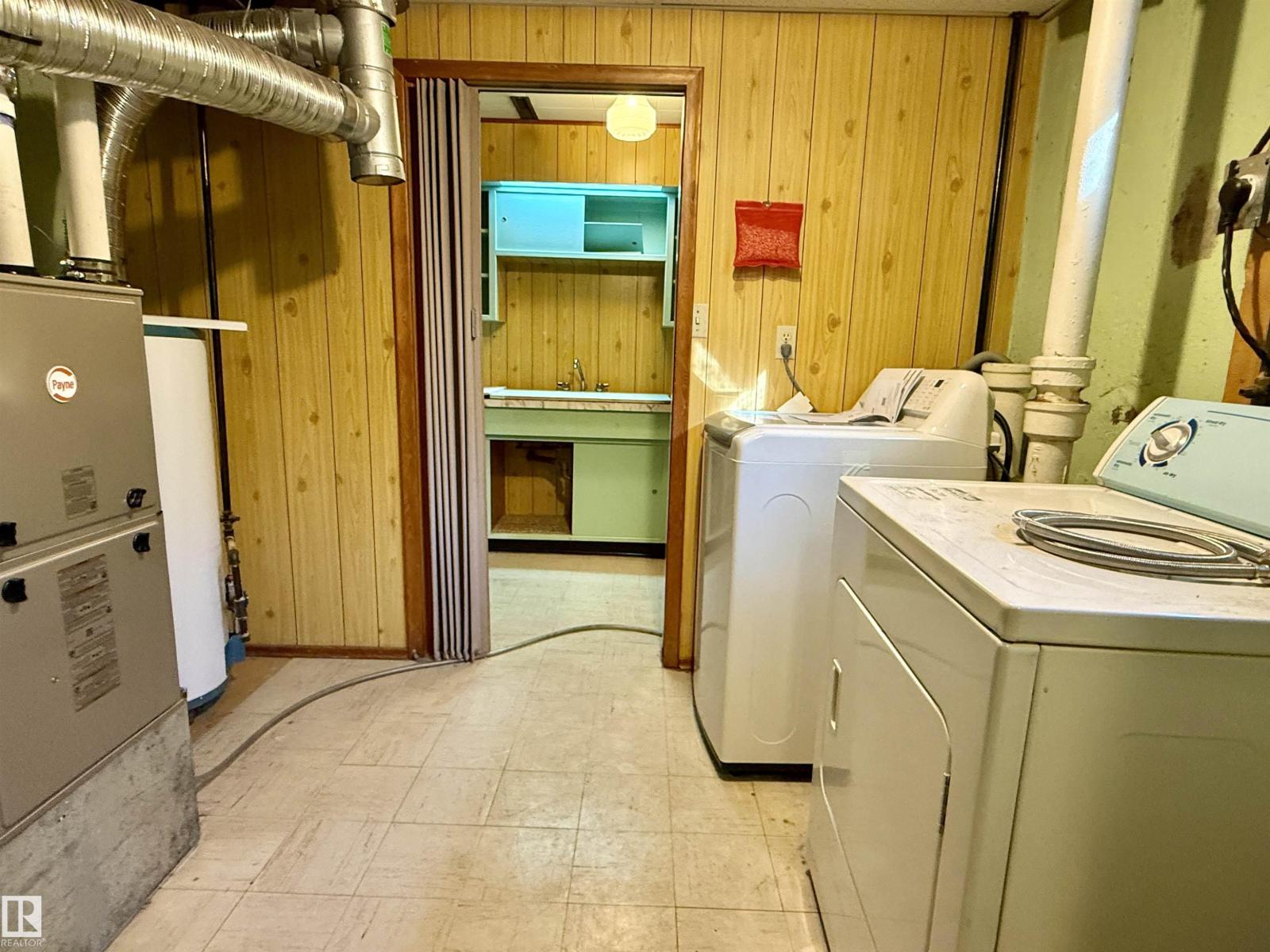 9333 146 St Nw Property Photo 37