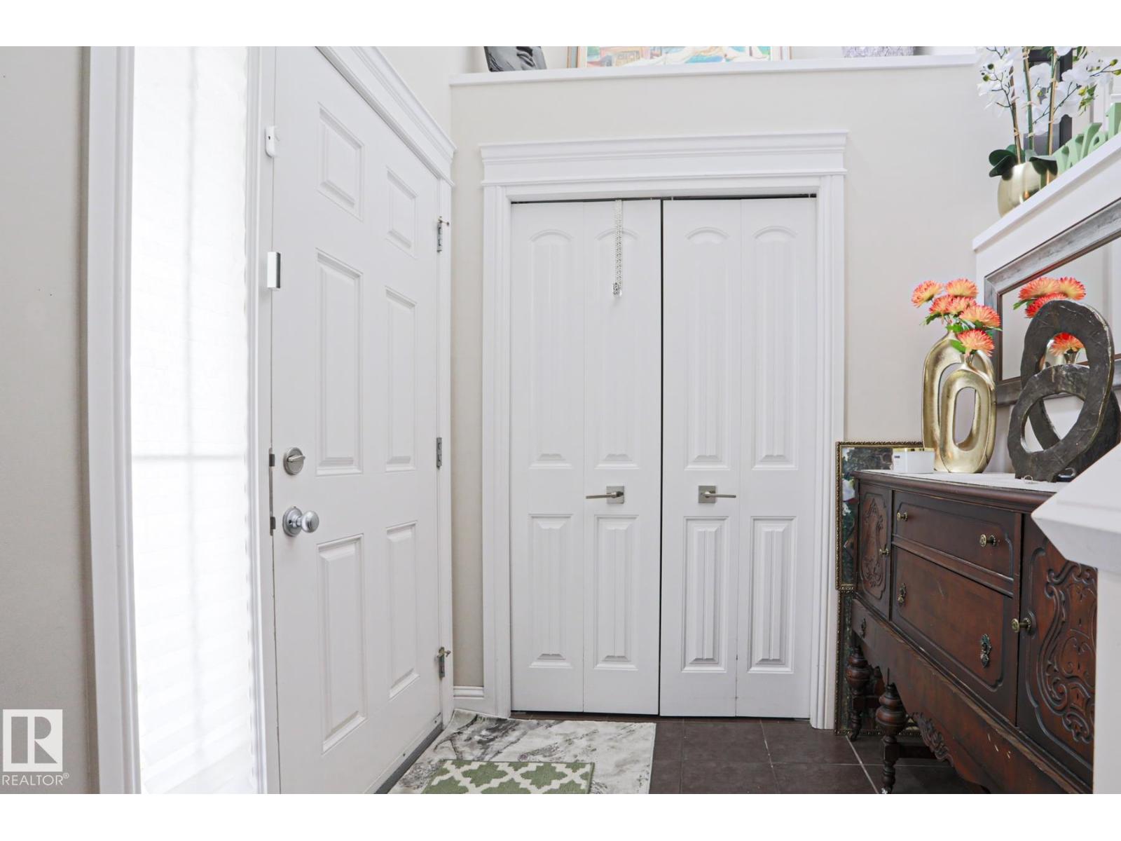 1621 64 St Sw Property Photo 6