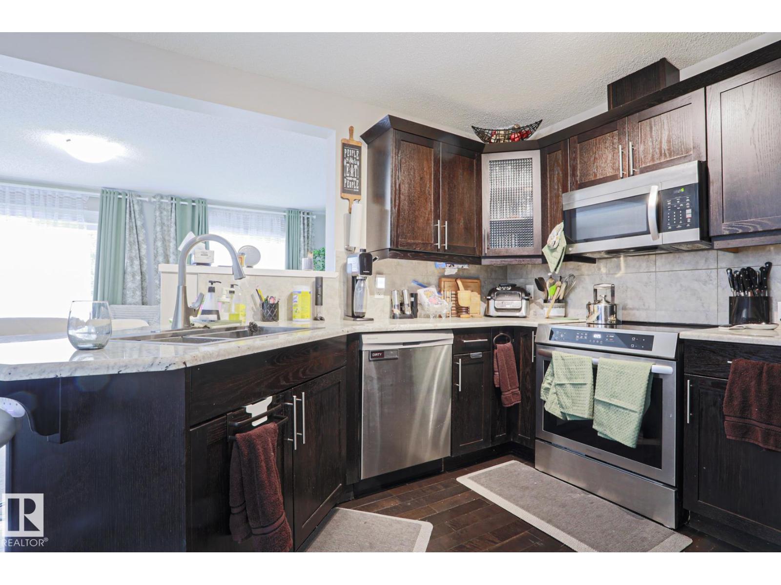 1621 64 St Sw Property Photo 8