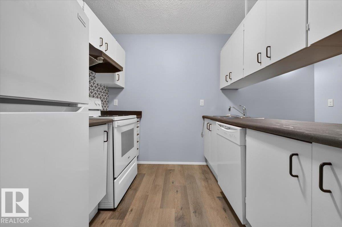#303 70 Alpine Pl Property Photo 5