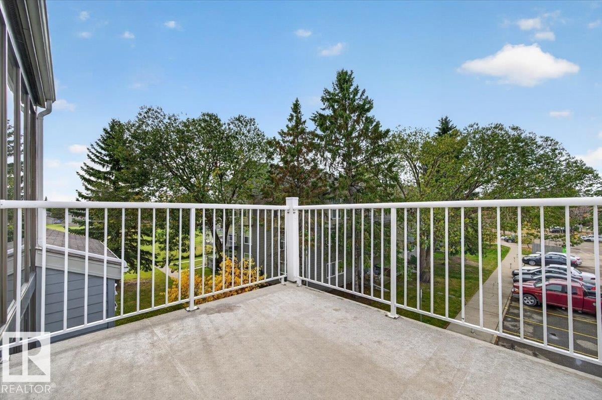 #303 70 Alpine Pl Property Photo 12