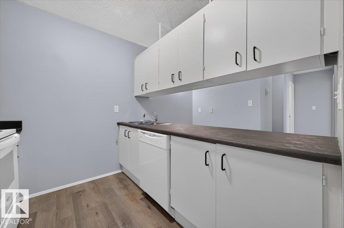 #303 70 Alpine Pl Property Photo 18