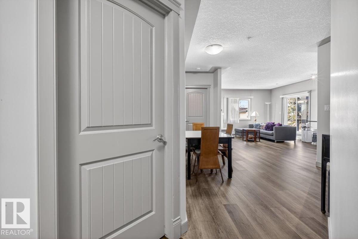 #101 4415 48 St Property Photo 4