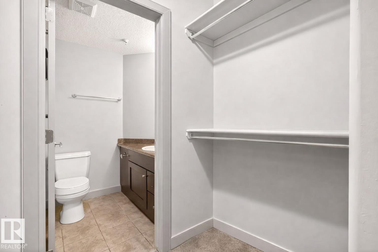 #101 4415 48 St Property Photo 12