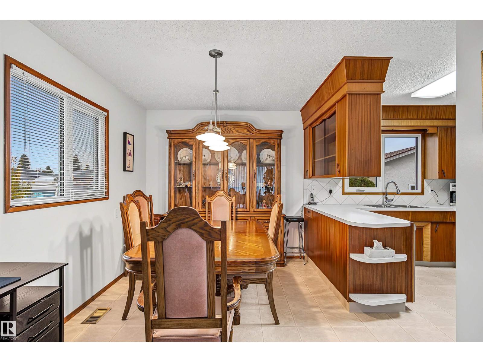 7336 147 Av Nw Nw Property Photo 11
