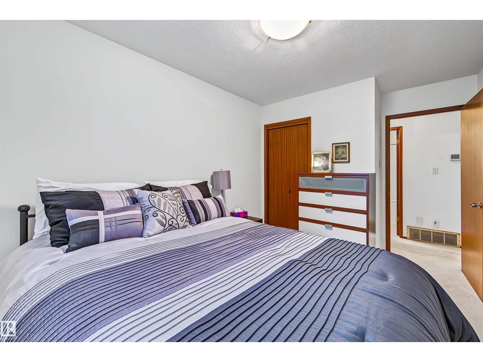 7336 147 Av Nw Nw Property Photo 25