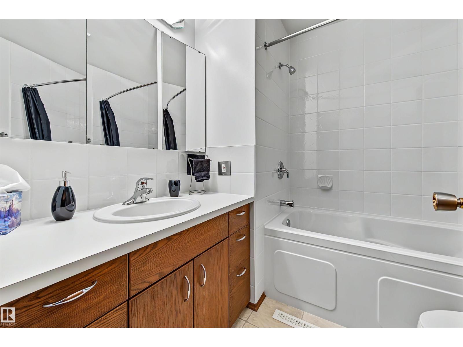 7336 147 Av Nw Nw Property Photo 26
