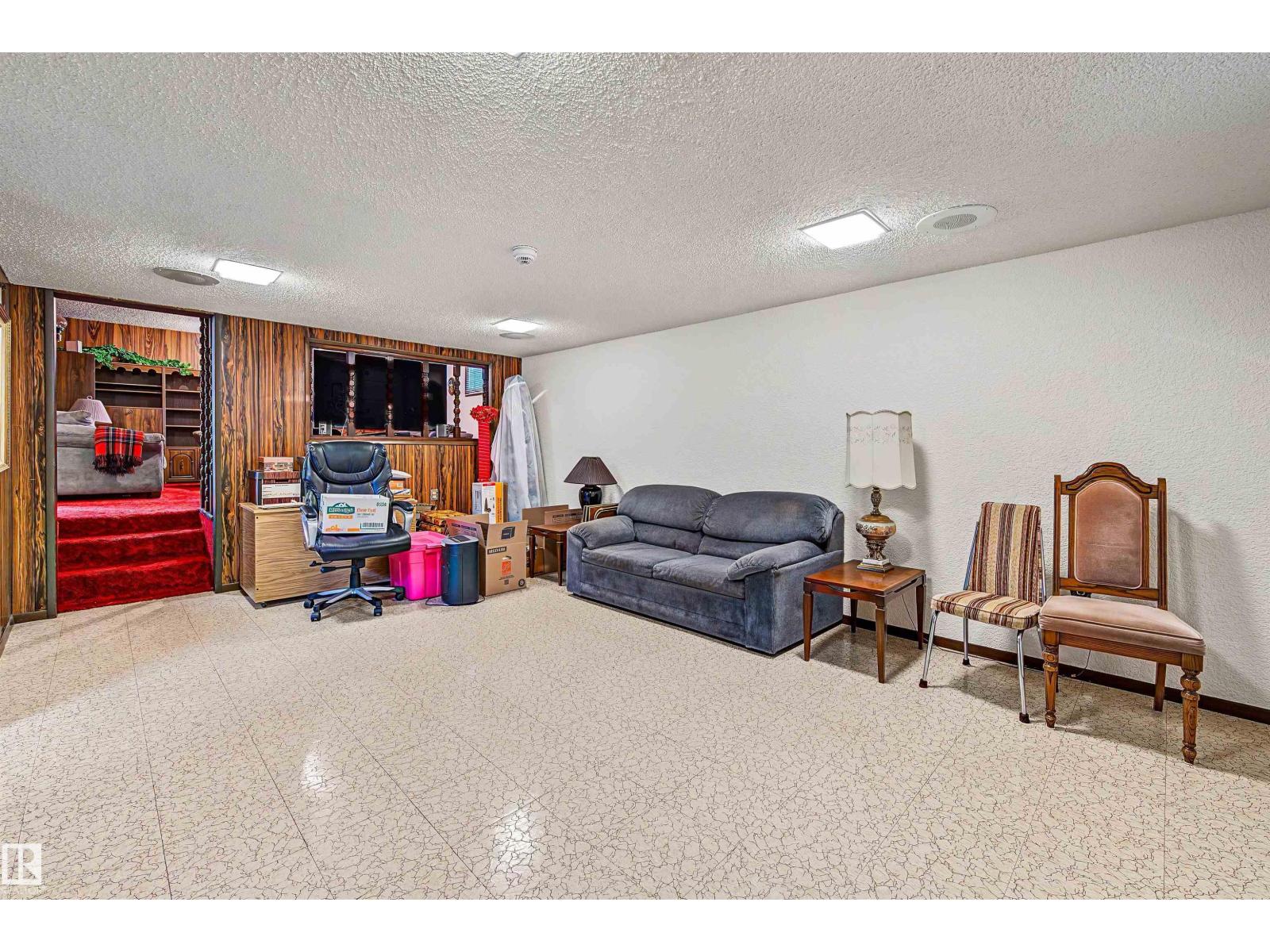 7336 147 Av Nw Nw Property Photo 38