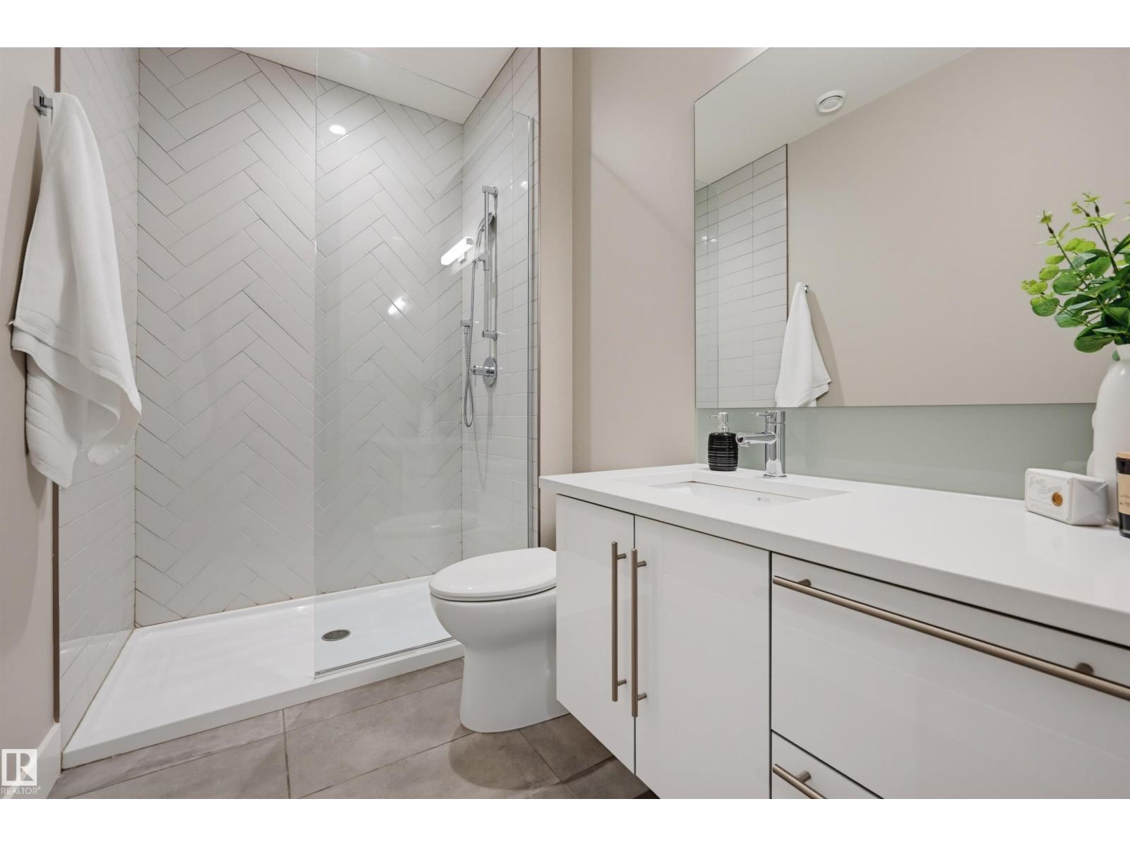 9235 148 St Nw Property Photo 54