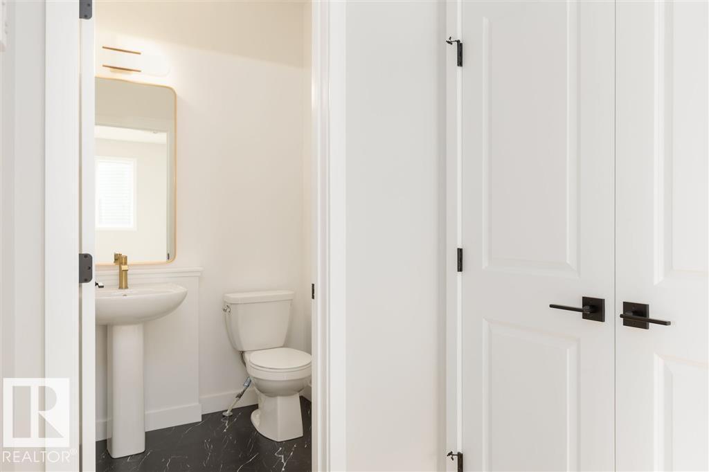 45 Chartres Cl Property Photo 5