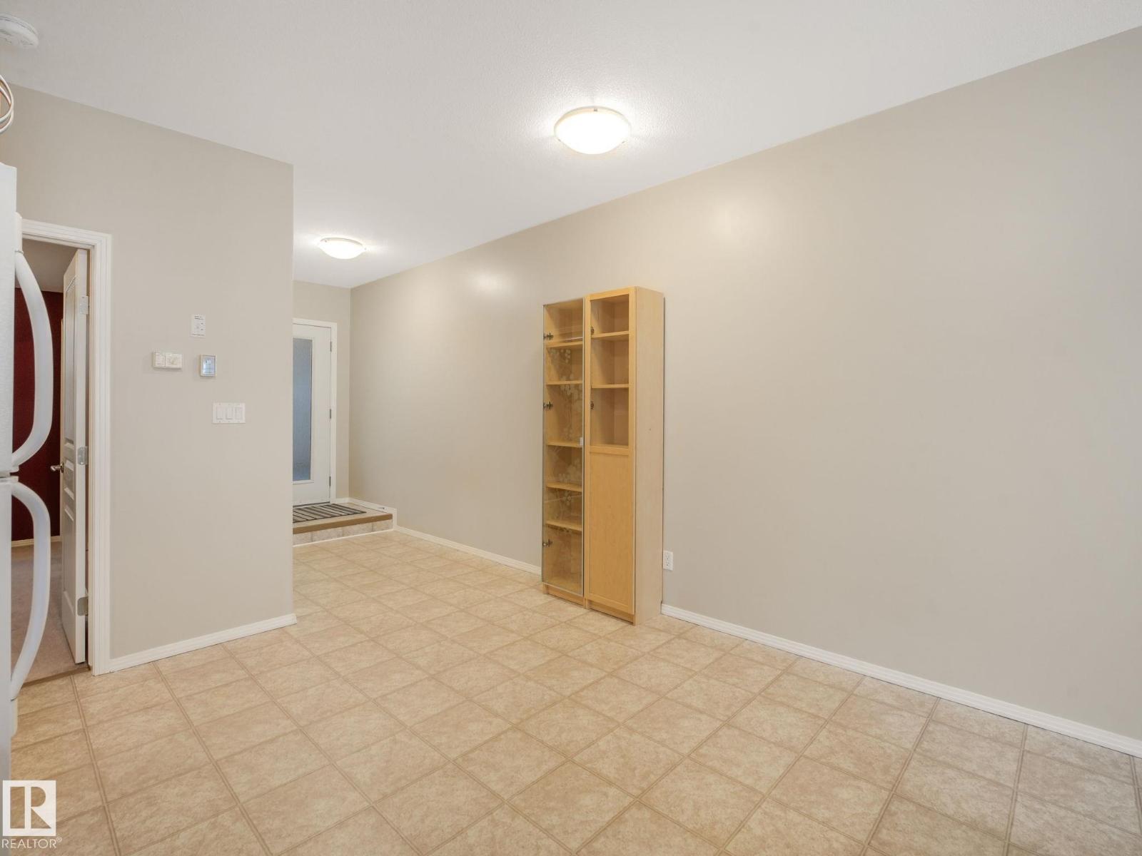 #150 4827 104a St Nw Property Photo 7