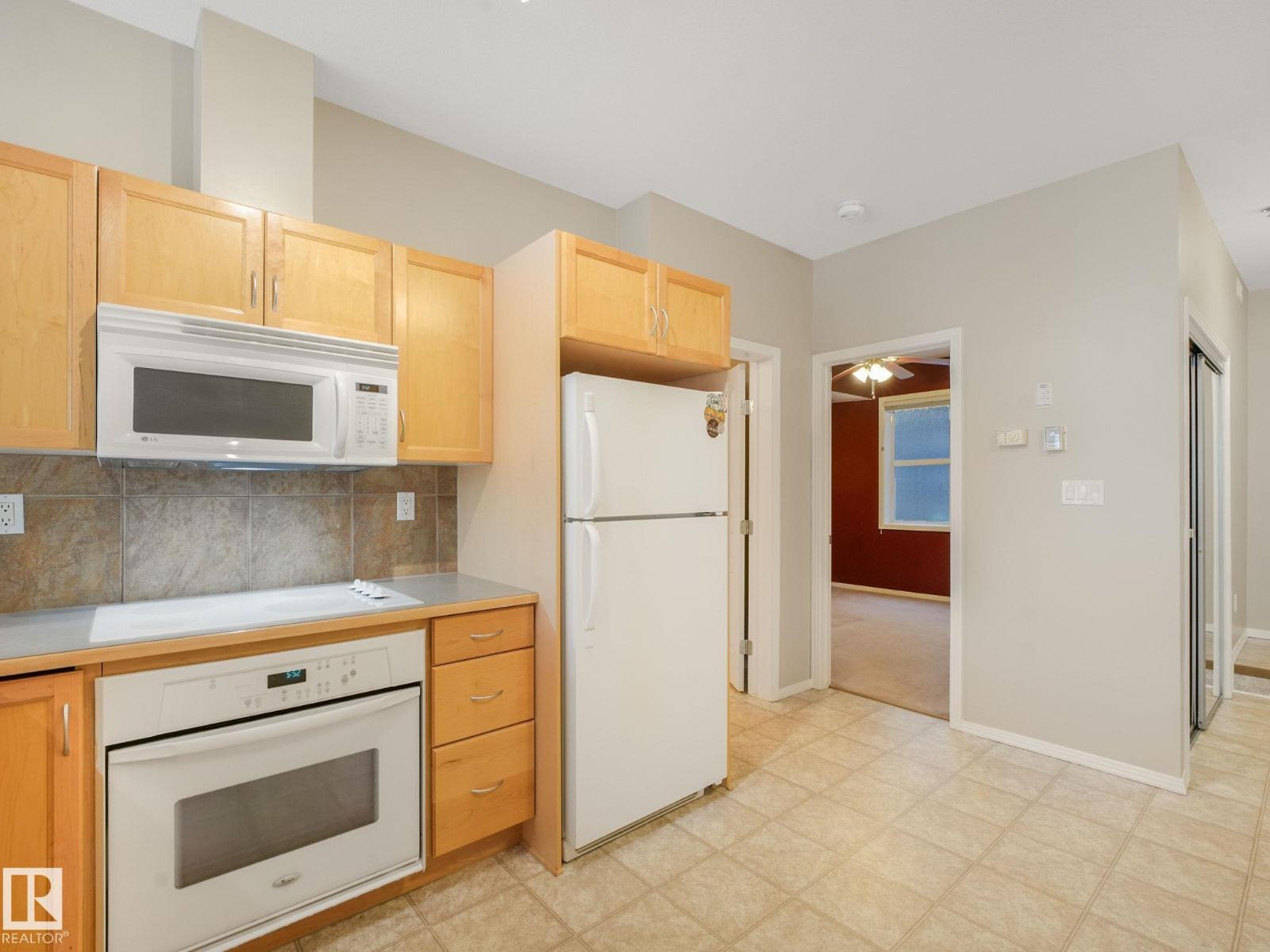 #150 4827 104a St Nw Property Photo 10