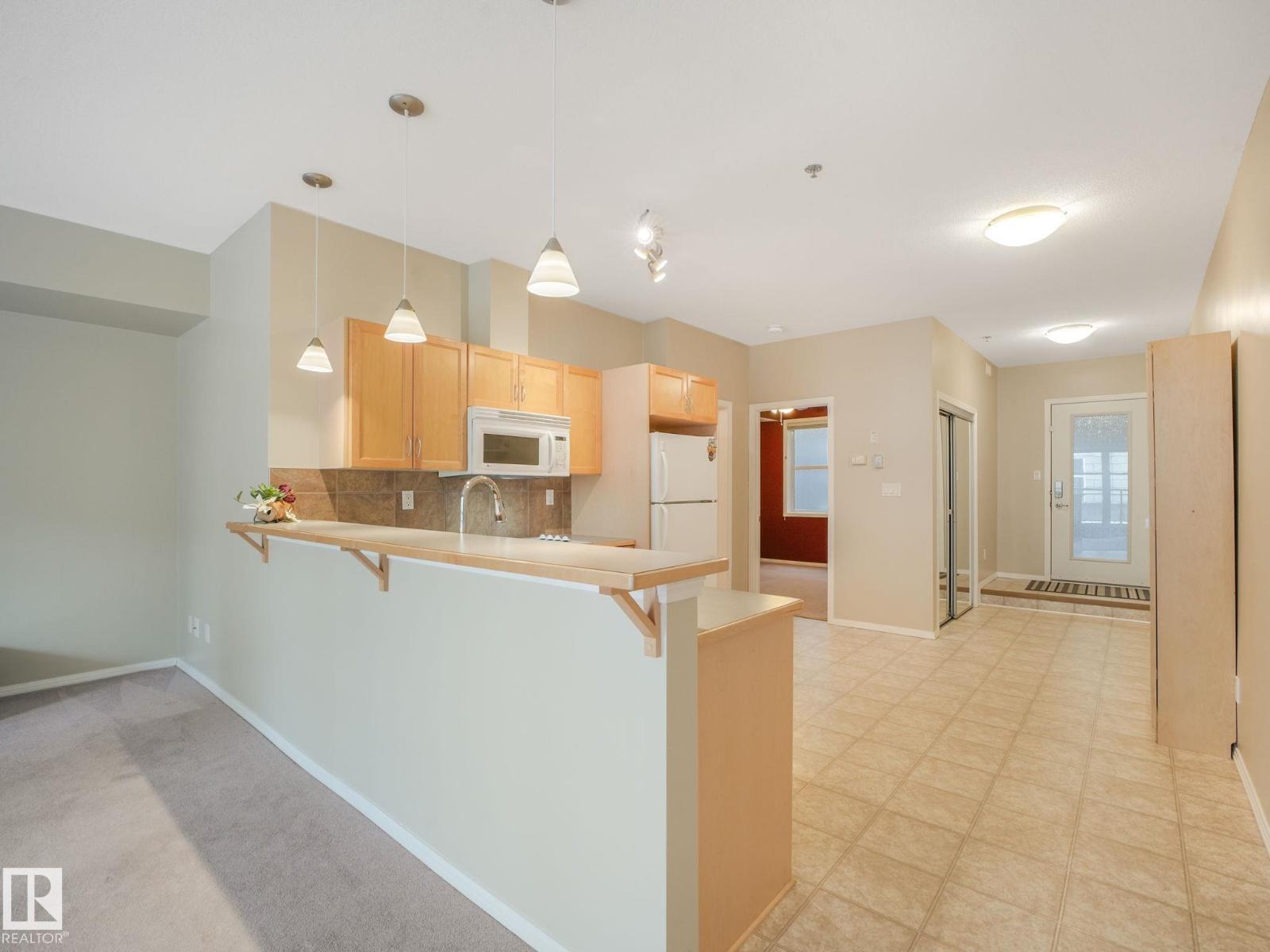 #150 4827 104a St Nw Property Photo 11