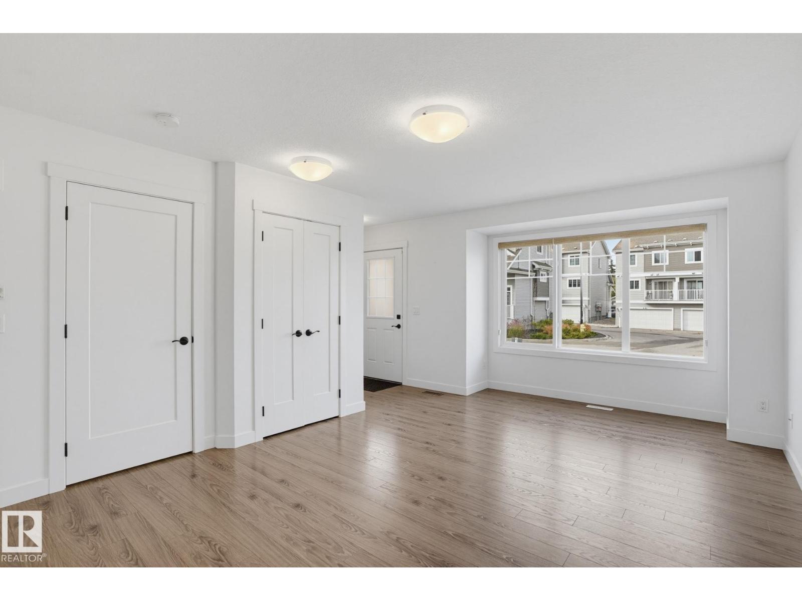 4205 30 St Nw Property Photo 9