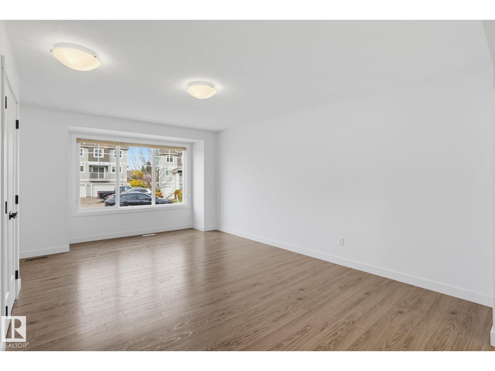 4205 30 St Nw Property Photo 11