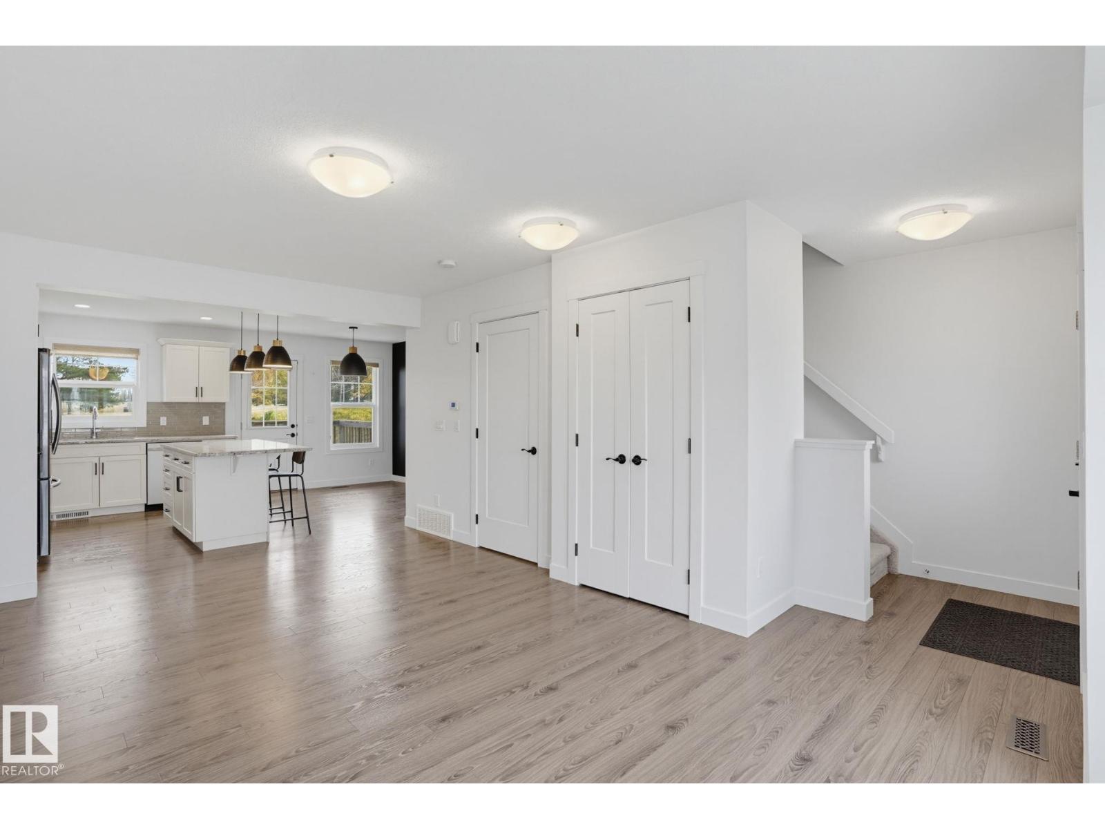 4205 30 St Nw Property Photo 12