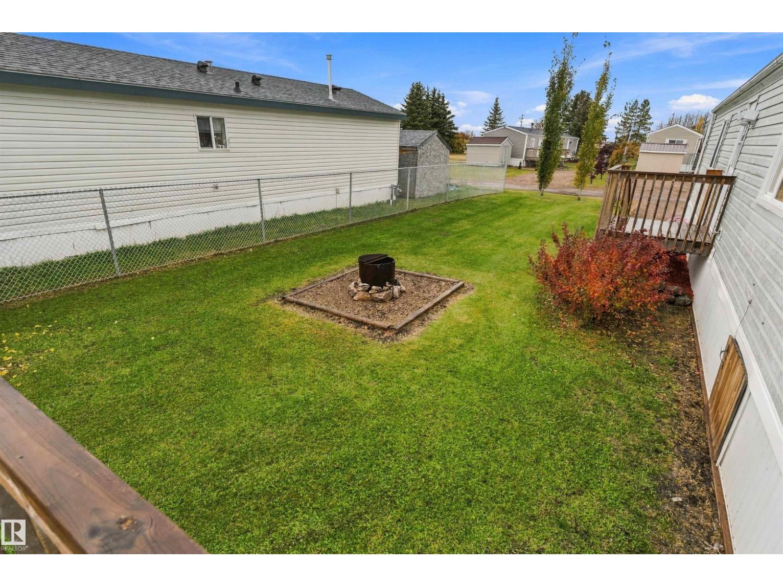4726 49a St Property Photo 38