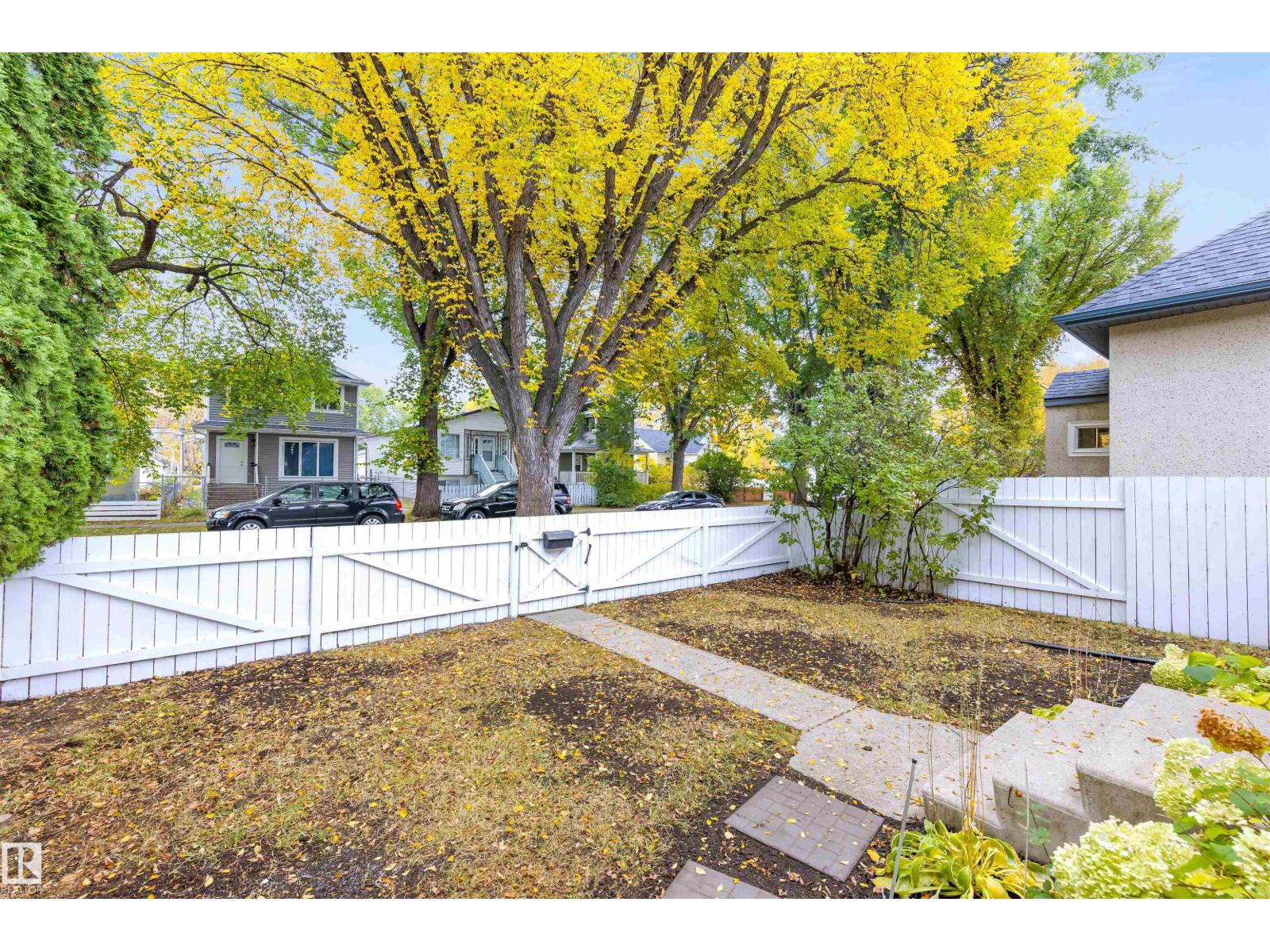 11414 84 St Nw Property Photo 31