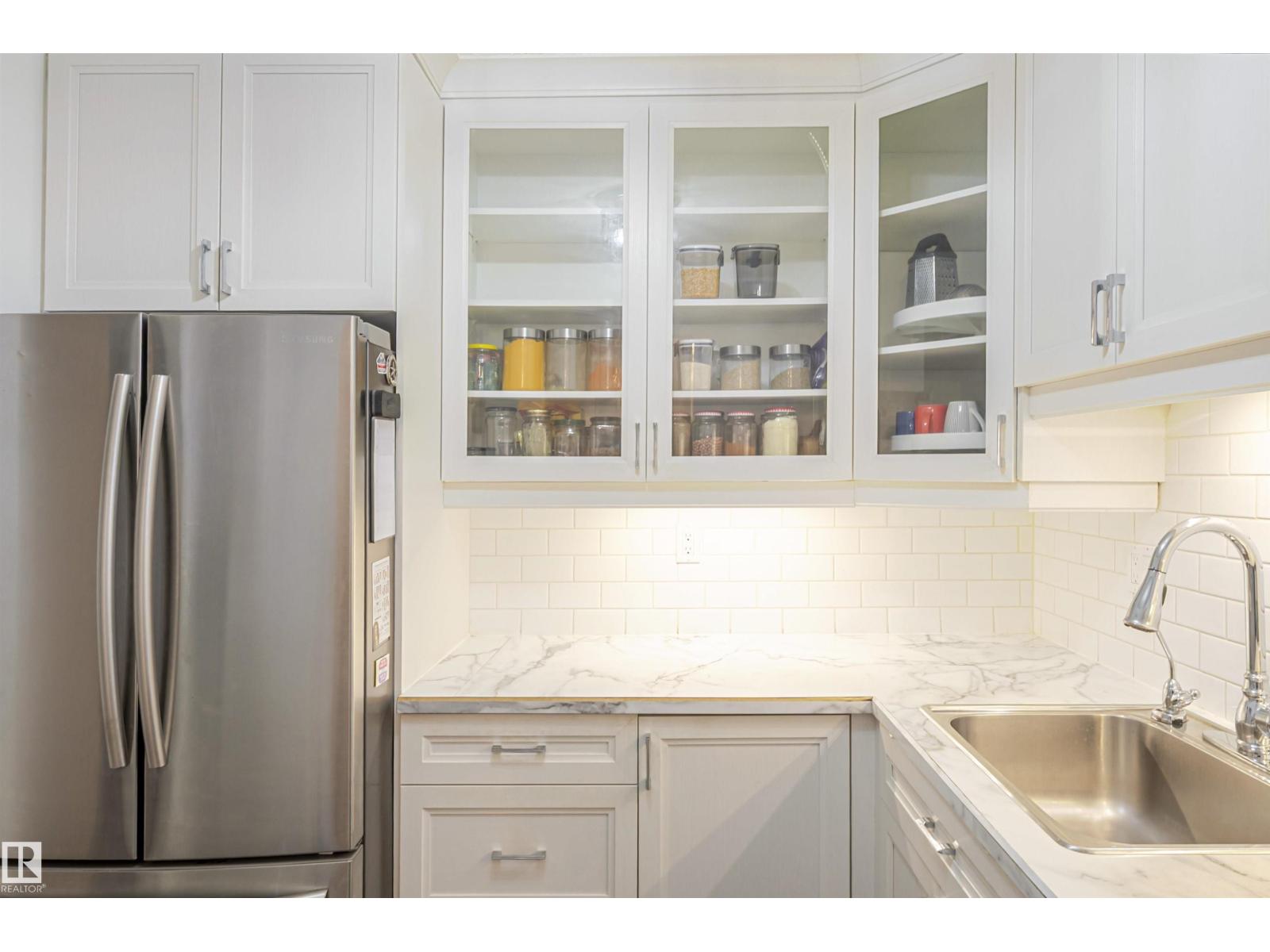 #104 316 Woodbridge Wy Property Photo 12