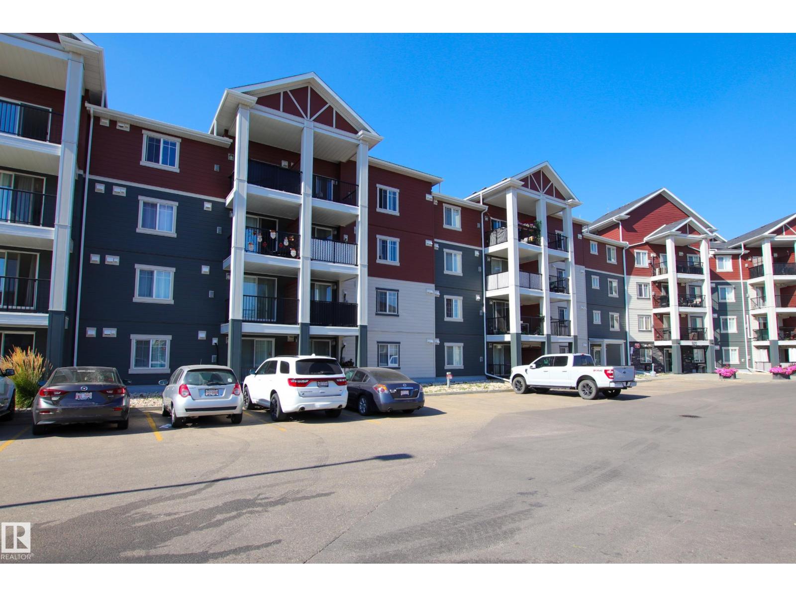 #125 920 156 St Nw Property Photo 1